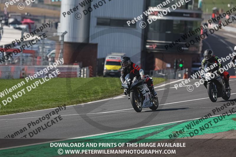 brands hatch photographs;brands no limits trackday;cadwell trackday photographs;enduro digital images;event digital images;eventdigitalimages;no limits trackdays;peter wileman photography;racing digital images;trackday digital images;trackday photos